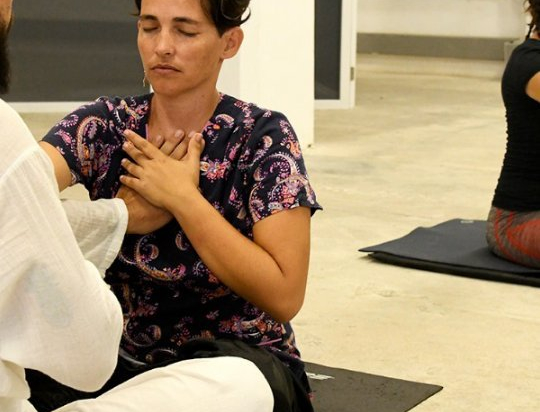 Masaje Thai acroyoga