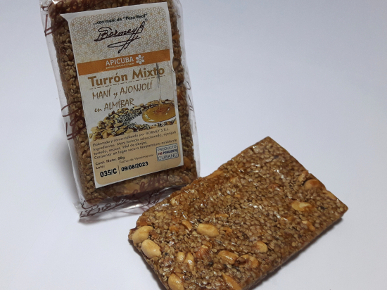 Turrón mixto con almíbar, maní y ajonjolí (solo como parte de rentas)